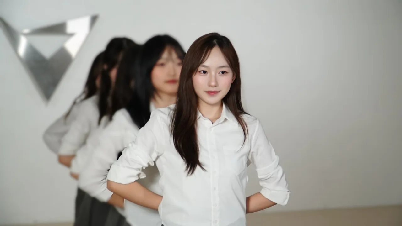 외대점 비주얼 컷 · 일렬 대형